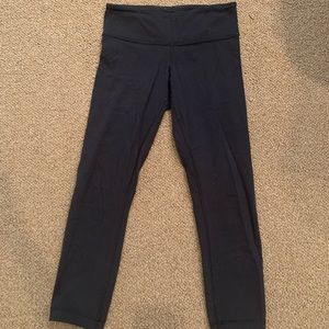 Lululemon cropped leggings